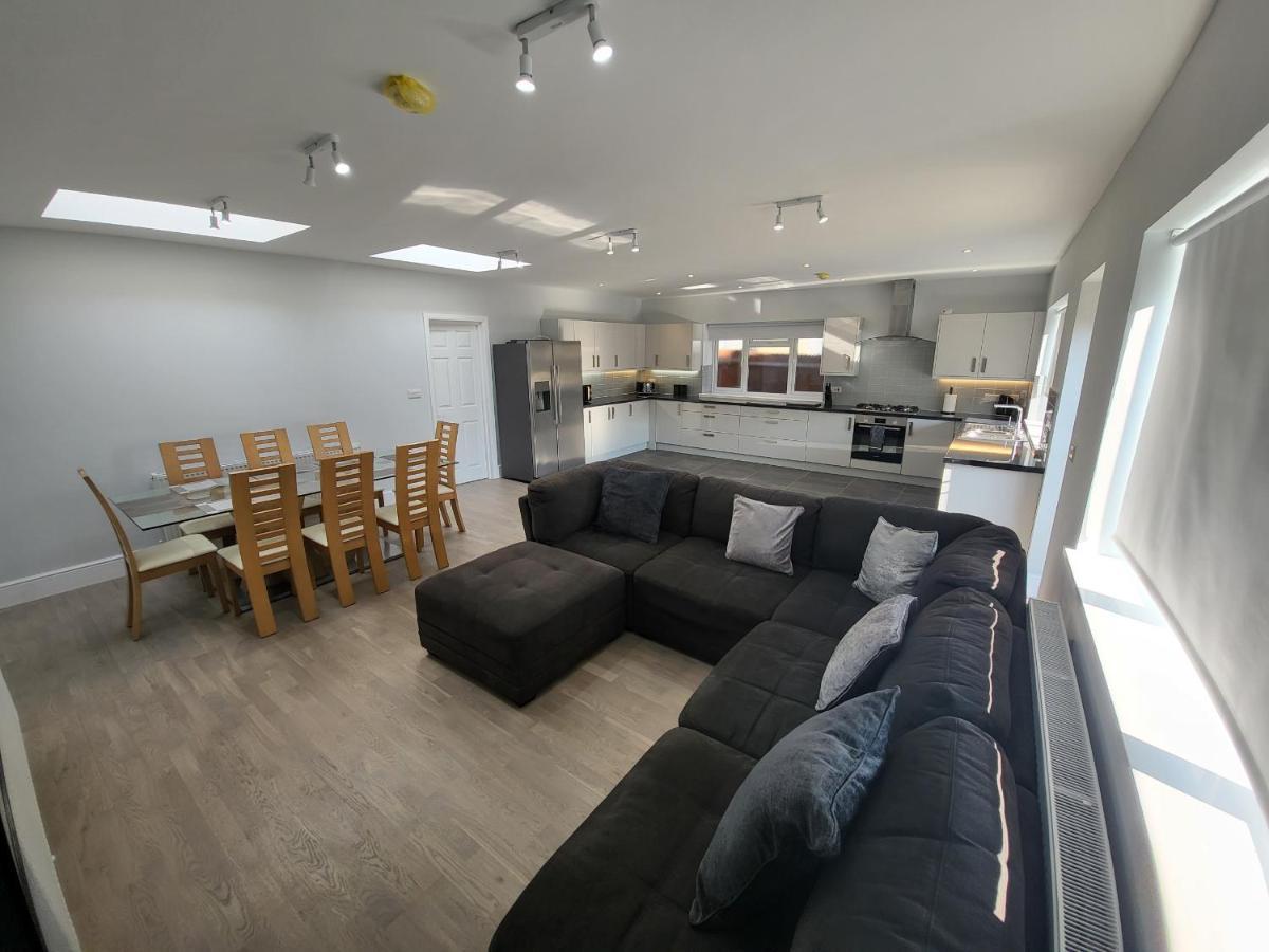 קינגסטון אפון תמז High Spec Large 6 Bedroom House! מראה חיצוני תמונה